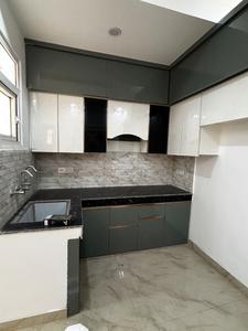Kitchen Image of 1000 Sq.ft 2 BHK Apartment / Flat for sale in Sector 73 Noida for Rs. 4211000