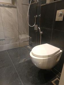 Common Bathroom Image of 3040 Sq.ft 3 BHK Apartment / Flat for sale in Clover Palisades, Mohammed Wadi Pune for Rs. 28500000