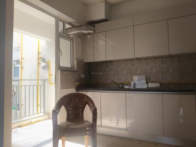 Kitchen Image of 1545 Sq.ft 3 BHK Apartment / Flat for rent in Godrej Woods, Sector 43 Noida for Rs. 75000
