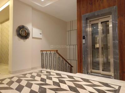 Bedroom Image of 2700 Sq.ft 4 BHK Builder Floor for sale in Sarvodaya Enclave New Delhi for Rs. 106000000