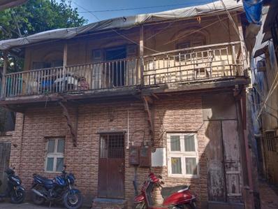 Image of 1500 Sq.ft 4 BHK Independent House for sale in Bandra West, Mumbai for Rs. 85000000