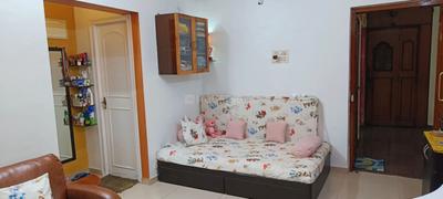 Bedroom Image of 680 Sq.ft 1 BHK Apartment / Flat for rent in BREDCO Viceroy Court, Kandivali East Mumbai for Rs. 50000