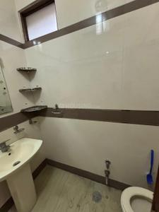 Bathroom Image of 2500 Sq.ft 2.5 BHK Builder Floor for rent in Model Town Ludhiana for Rs. 35000