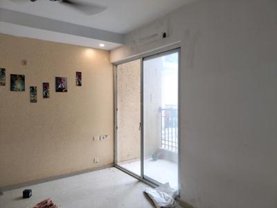 Living Room Image of 910 Sq.ft 2.5 BHK Apartment / Flat for rent in Prateek Grand City, Siddharth Vihar Ghaziabad for Rs. 34000