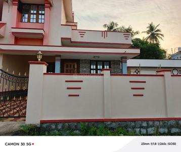 Image of 2400 Sq.ft 4 BHK Duplex for sale in Santhekatte, Udupi for Rs. 8500000