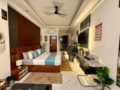 1 RK Independent Builder Floor