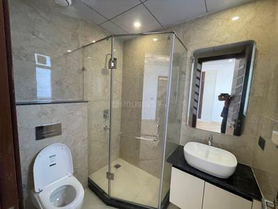 Bathroom Image of 1700 Sq.ft 3 BHK Builder Floor for rent in Trehan Luxury Floors 71, Sector 71 Gurgaon for Rs. 45000