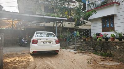 Image of 1500 Sq.ft 3 BHK Independent House for rent in Palayam, Thiruvananthapuram for Rs. 12000