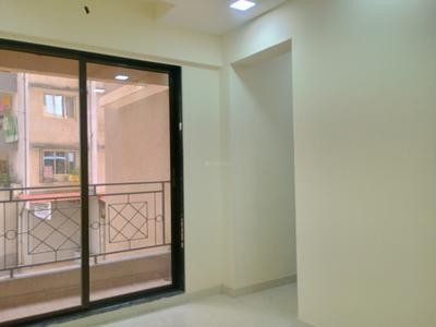 Living Room Image of 700 Sq.ft 1.5 BHK Apartment / Flat for rent in Runwal Gardens City Cluster 6 Tower 6 To 9, Dombivli East Thane for Rs. 14000
