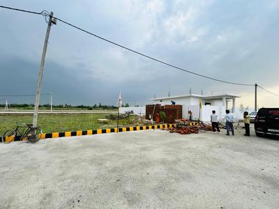 Image of 1000 Sq.ft Residential Plot / Land for sale in Gomti Nagar, Lucknow for Rs. 999999