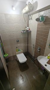 Bathroom Image of 735 Sq.ft 1 BHK Apartment / Flat for sale in Fenkin Belleza, Kasarvadavali Thane for Rs. 8000000