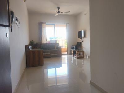 Living Room Image of 980 Sq.ft 2 BHK Apartment / Flat for sale in Shapoorji Pallonji Joyville Hadapsar Annexe, Shewalewadi Pune for Rs. 8000000