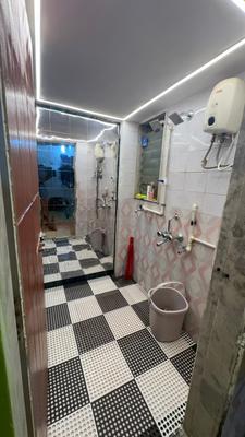 Bathroom Image of 600 Sq.ft 1 BHK Apartment / Flat for sale in Puraniks Kanchan Pushp Society, Kasarvadavali Thane for Rs. 6300000