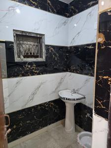 Bathroom Image of 950 Sq.ft 2 BHK Builder Floor for sale in Shalimar Garden Ghaziabad for Rs. 5400000