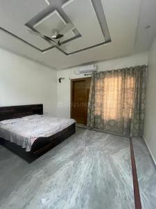 Bedroom Image of 2000 Sq.ft 3 BHK Independent House for rent in Trikuta Nagar Jammu for Rs. 37999