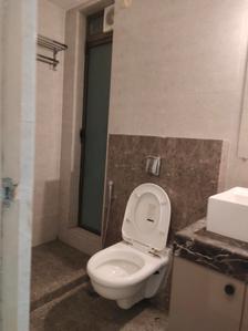 Common Bathroom Image of 1250 Sq.ft 3 BHK Apartment / Flat for sale in Shree Mahavir Park Altezza, Andheri West Mumbai for Rs. 70000000