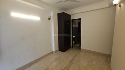 Bedroom Image of 2800 Sq.ft 4 BHK Builder Floor for sale in Safdarjung Enclave New Delhi for Rs. 67500000