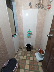 Bathroom Image of 600 Sq.ft 1 BHK Apartment / Flat for sale in Kharghar Navi Mumbai for Rs. 6500000