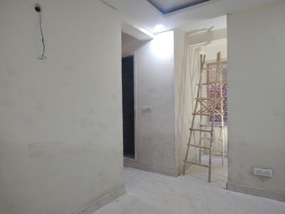 Living Room Image of 700 Sq.ft 2 BHK Apartment / Flat for sale in Sangam Vihar New Delhi for Rs. 4000000