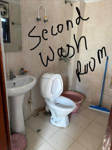 Bathroom Image of 1250 Sq.ft 2.5 BHK Builder Floor for sale in Omaxe City 2 Palwal for Rs. 4500000