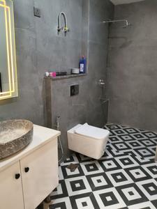 Common Bathroom Image of 3240 Sq.ft 4 BHK Builder Floor for sale in Palam Vihar Gurgaon for Rs. 32500000