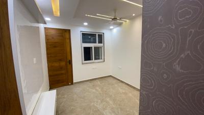 Bedroom Image of 1400 Sq.ft 3 BHK Builder Floor for sale in DDA Flat Janakpuri, Janakpuri New Delhi for Rs. 21000000
