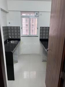 Kitchen Image of 550 Sq.ft 1 BHK Apartment / Flat for sale in Lodha Amara, Kolshet Thane for Rs. 7300000
