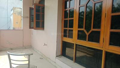 Image of 650 Sq.ft 1 BHK Builder Floor for rent in Sector 14, Gurgaon for Rs. 20000