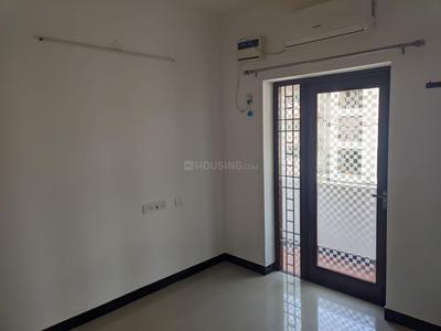 Bedroom Image of 1500 Sq.ft 3 BHK Apartment / Flat for rent in Thoraipakkam Chennai for Rs. 35000