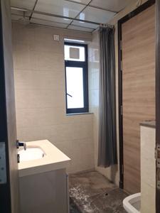 Common Bathroom Image of 1900 Sq.ft 3 BHK Apartment / Flat for sale in Unity The Amaryllis Phase 1, Kishan Ganj New Delhi for Rs. 47500000