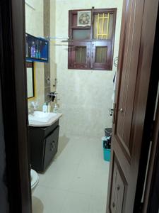 Image of 2000 Sq.ft 3 BHK Builder Floor for sale in Janakpuri, New Delhi for Rs. 50000000