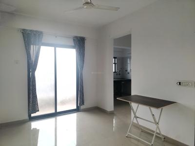 Living Room Image of 652 Sq.ft 1 BHK Apartment / Flat for rent in Karve Nagar Pune for Rs. 23000