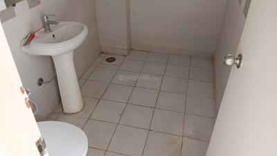Image of 1075 Sq.ft 2 BHK Apartment / Flat for rent in Gaur City 7th Avenue, Noida Extension, Greater Noida for Rs. 23500
