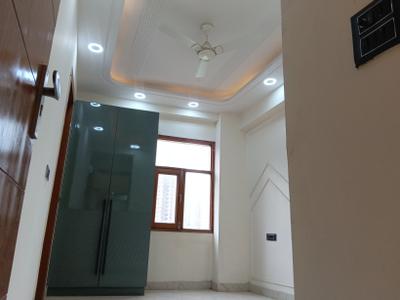 Bedroom Image of 1400 Sq.ft 3 BHK Builder Floor for sale in Emerald Crest 1, Sector 107 Noida for Rs. 8400000