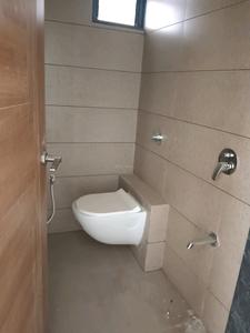 Common Bathroom Image of 3500 Sq.ft 4 BHK Independent House for rent in Thaltej Ahmedabad for Rs. 70000