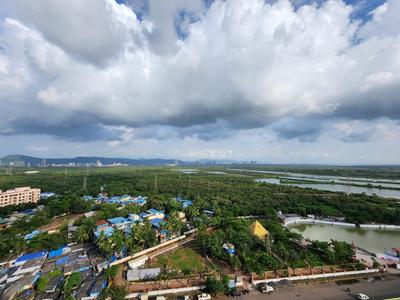 Balcony Image of 1540 Sq.ft 3 BHK Apartment / Flat for sale in Swastik Divine, Mulund East Mumbai for Rs. 26500000