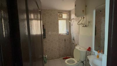 Bathroom Image of 1650 Sq.ft 3 BHK Apartment / Flat for sale in ATS Advantage, Indirapuram Ghaziabad for Rs. 30000000