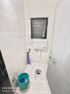 Bathroom Image of 600 Sq.ft 1 BHK Apartment / Flat for rent in Anand Vastu Anand, Kalwa Thane for Rs. 20000