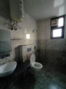 Image of 1800 Sq.ft 3 BHK Apartment / Flat for rent in Fortune Victoria Heights, Dhakoli, Zirakpur for Rs. 30000