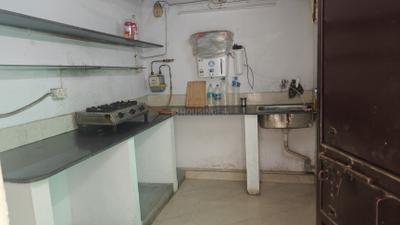 Kitchen Image of 800 Sq.ft 1 RK Independent House for rent in Paschim Vihar New Delhi for Rs. 15541