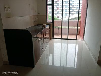 Kitchen Image of 900 Sq.ft 2 BHK Apartment / Flat for rent in Arihant Green City, Hadapsar Pune for Rs. 22000