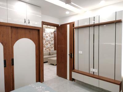 Bedroom Image of 1350 Sq.ft 4 BHK Builder Floor for sale in Chandra Park New Delhi for Rs. 13000000