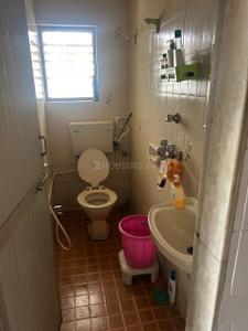 Bathroom Image of 570 Sq.ft 1 BHK Apartment / Flat for sale in Lok Darshan, Andheri East Mumbai for Rs. 11800000