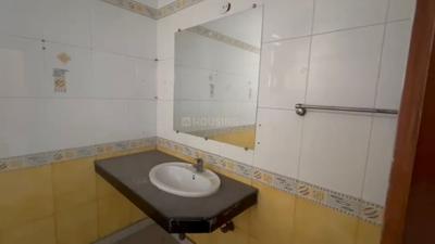 Bathroom Image of 2700 Sq.ft 4 BHK Builder Floor for sale in Janakpuri New Delhi for Rs. 50000000