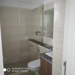 Bathroom Image of 1500 Sq.ft 3 BHK Apartment / Flat for sale in DLF The Primus, Sector 82A Gurgaon for Rs. 28400000