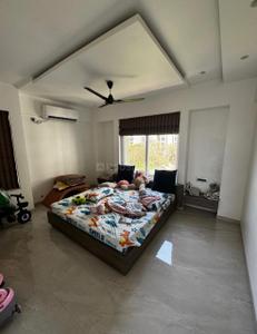 Bedroom Image of 2100 Sq.ft 3 BHK Apartment / Flat for rent in Mira Residency, Kalyani Nagar Pune for Rs. 130000
