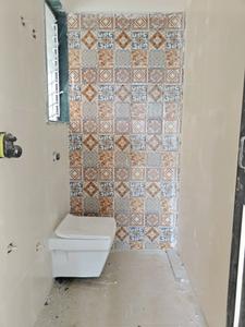Common Bathroom Image of 440 Sq.ft 1 BHK Apartment / Flat for sale in Parsn Nehru Nagar Panchratna CHSL Bldg No 5, Kurla East Mumbai for Rs. 12000000