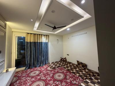 Bedroom Image of 1650 Sq.ft 3 BHK Builder Floor for sale in Tilak Nagar New Delhi for Rs. 23500000