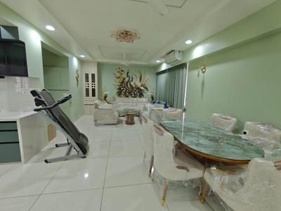 Hall Image of 2150 Sq.ft 4 BHK Apartment / Flat for rent in Pratham Bluets, New Alkapuri Vadodara for Rs. 60000