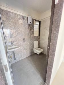 Bathroom Image of 500 Sq.ft 1 BHK Apartment / Flat for rent in KSA Square, Madanpura Mumbai for Rs. 60000